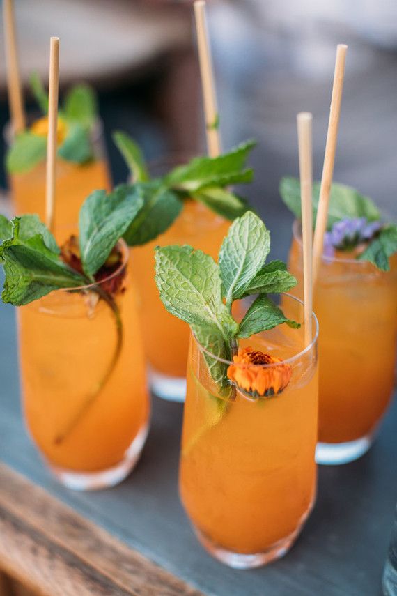 Creative alcohol-free cocktail